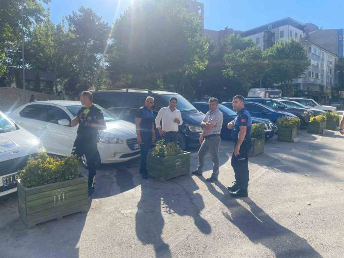Zabıtalar Dedektif Gibi Çalışarak Dilenci Avına Çıkıyor