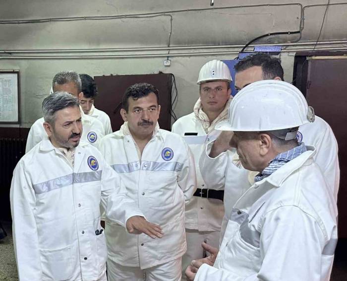 Çalışma Ve Sosyal Güvenlik Bakan Yardımcısı Aydın, Maden Ocağına İndi