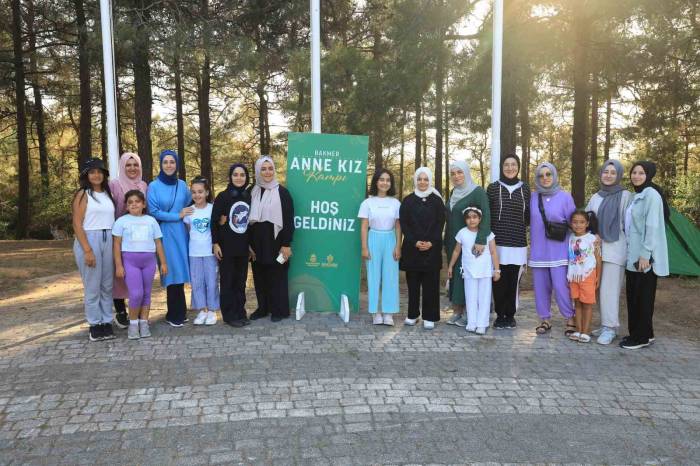 Başakşehirli Anneler Ve Kızlarının Kamp Keyfi