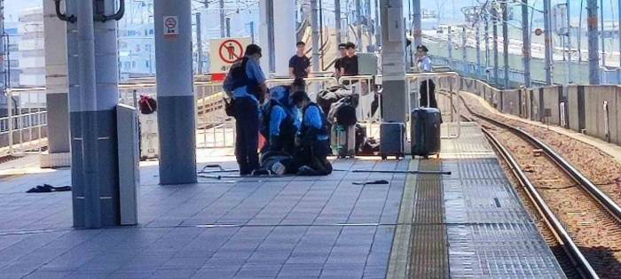 Japonya’da Trende Bıçaklı Saldırı