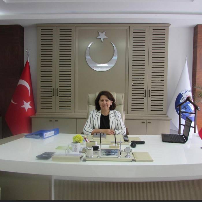 Ladik Belediye Başkanı Kalbine Yenik Düştü