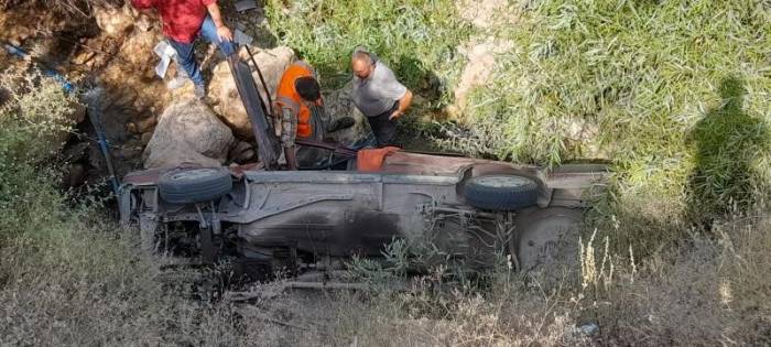Siirt’te Şarampole Yuvarlanan Aracın Sürücü Hayatını Kaybetti