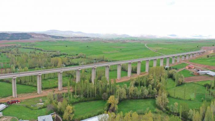 Ankara-izmir Hızlı Treni İle 14 Saatlik Yolculuk 3,5 Saate İnecek