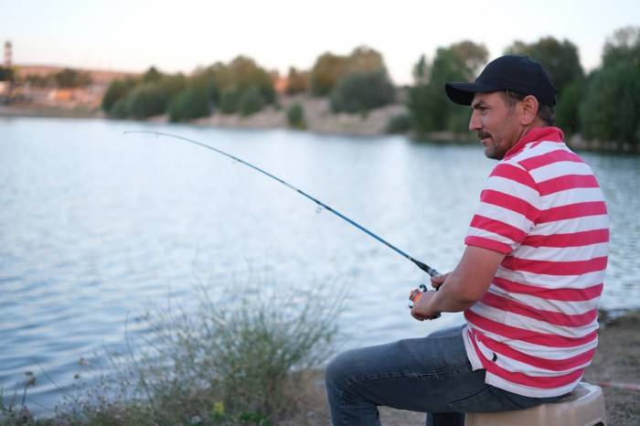 En Büyük Balığı Tutmak İçin Yarıştılar