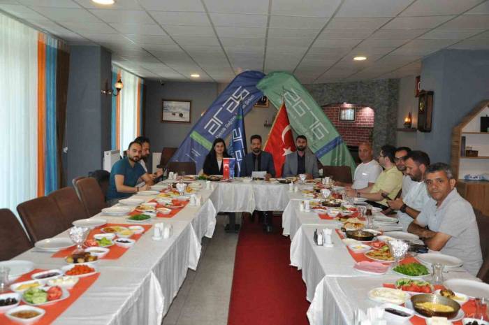 Aras Edaş Basınla Buluştu