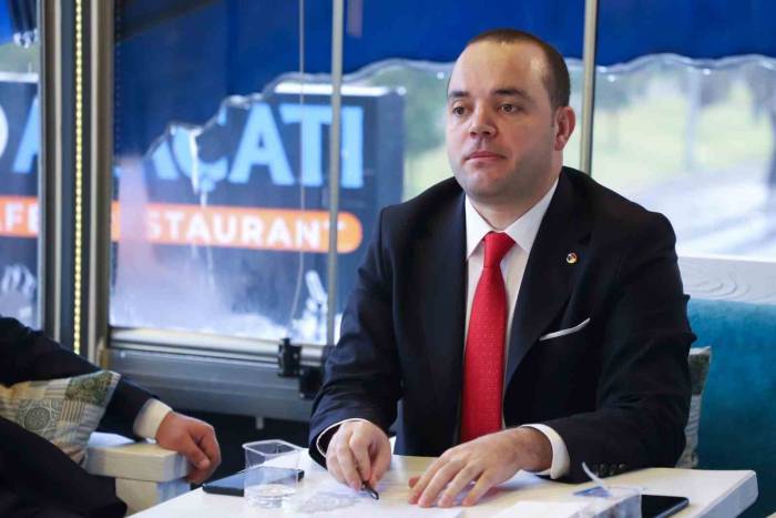 Başkan Çintay,"gazeteciler, Toplumun Sesi Ve Gözü Olmaya Devam Ediyor"