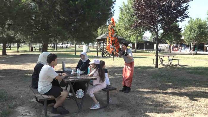 Ağaç Adam Oldu, Orman Yangınlarına Dikkat Çekti