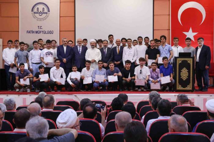 Diyanet İşleri Başkanı Erbaş “okuyucular Semineri” Kapanış Programına Katıldı