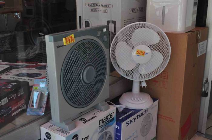 En Ekonomik Serinleme Araçlarından Vantilatör Yoğun İlgi Görüyor