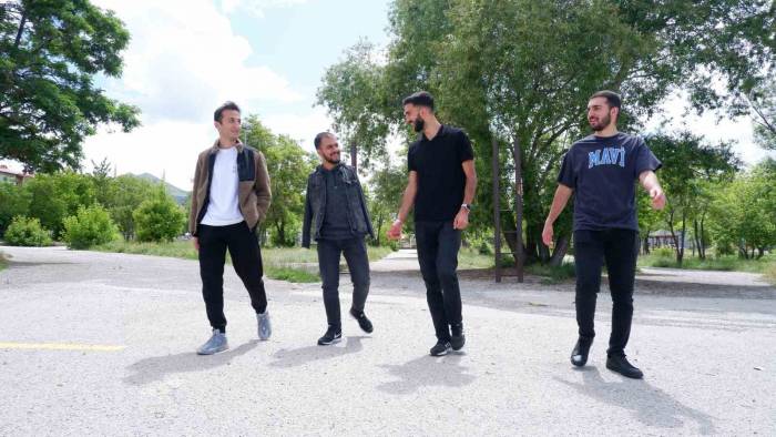 İbrahim’in Hem Kolu Hem Kanadı Oldular