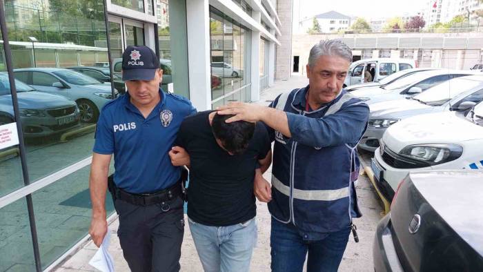 Sanal Bahiste Para Kaybedince Hırsızlık Yaptı