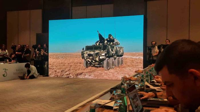 Roketsan, Mobil Hava Savunma Sistemi ‘burç’u İlk Kez Tanıttı