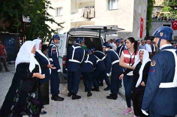 Şırnak’ta Şehit Güvenlik Korucusu Toprağa Verildi
