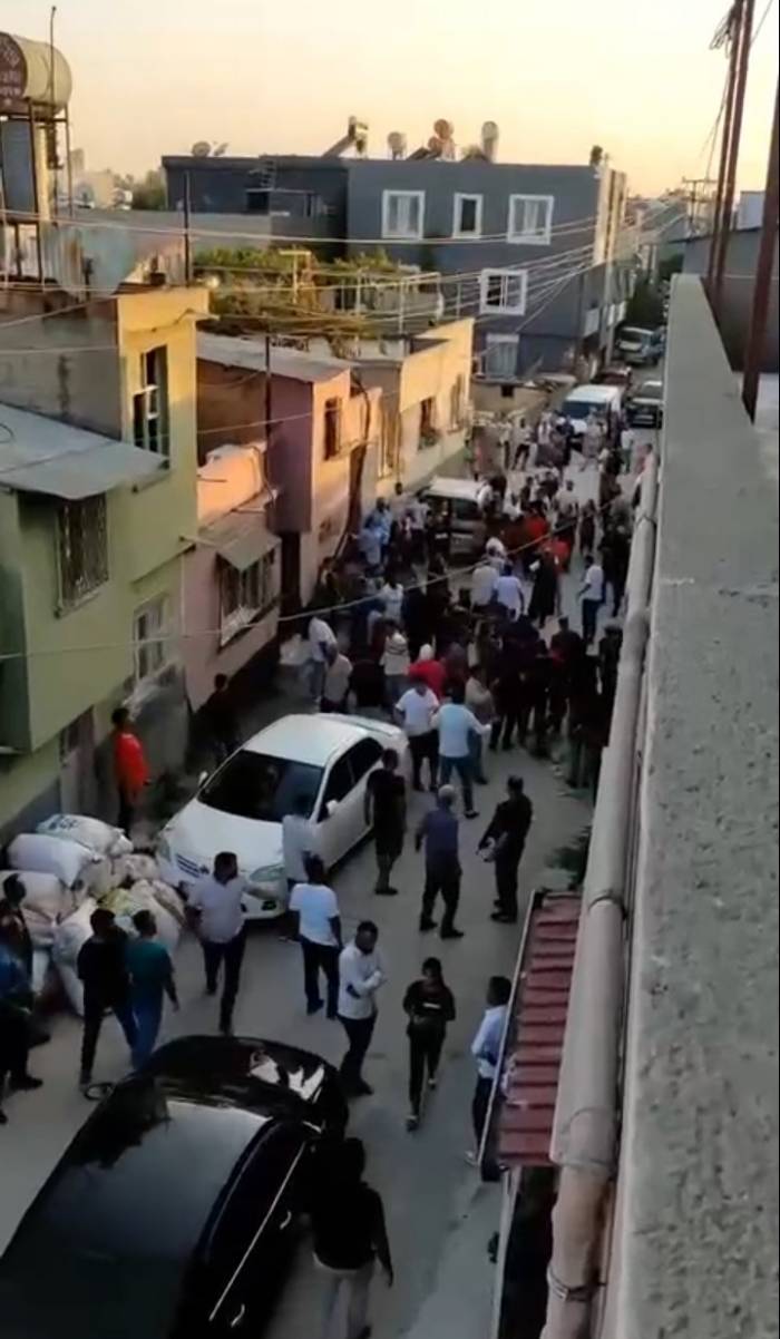 Adana’da Silahlı Kavga: 3 Yaralı