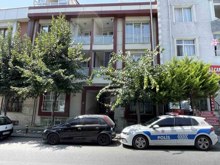 Balkondan Düşen 45 Yaşındaki Engelli Vatandaş Ağır Yaralandı