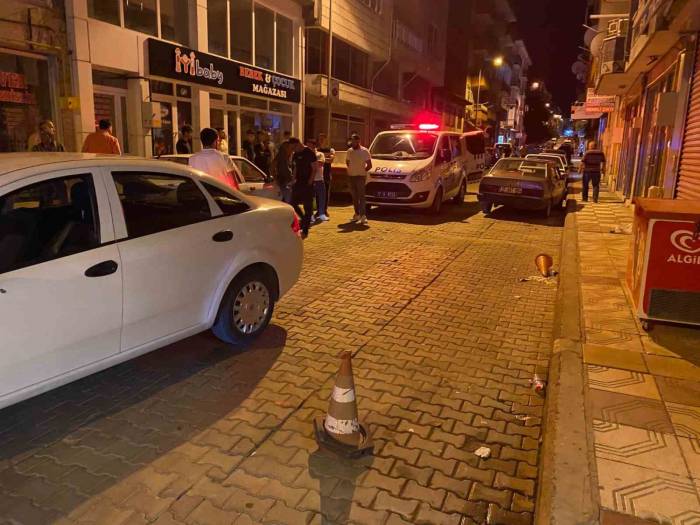 Ak Parti’li Belediye Meclis Üyesinin İşyeri Kurşunlandı