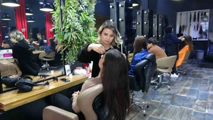 Yeni Sezonda Gelinlerin Kuaför Tercihi Osman Balcı Oldu