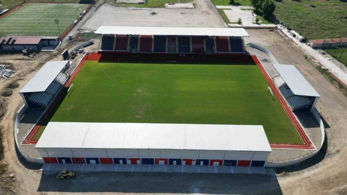 Tff Yetkilisi Şıralık Spor Kompleksini İnceledi