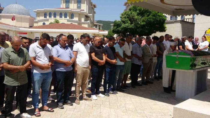 2 Çocuk Annesi Anaokulu Müdürüne Son Veda