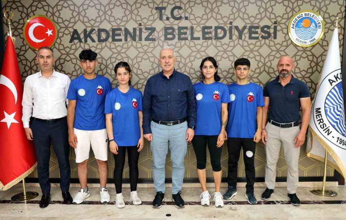 Akdeniz’in Kick Boksçuları Derecelerle Döndü