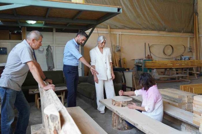 Atölye Çalışmalarını Yerinde İnceledi