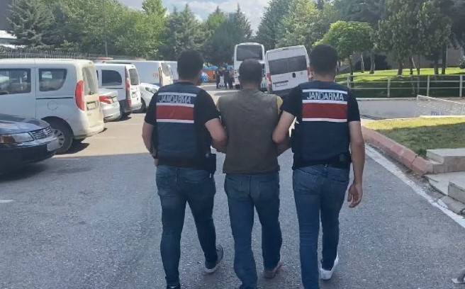 Jandarmadan Uyuşturucu Ve Kaçakçılık Operasyonu: 1 Şahıs Tutuklandı
