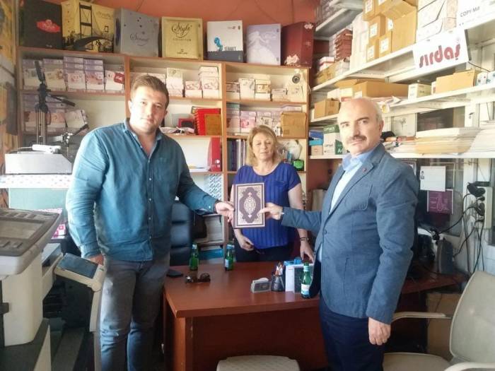 Gediz’de Hademe-i Hayrat Projesi İle Vatandaşlar İşyerlerinde Ve Evlerinde Ziyaret Ediliyor