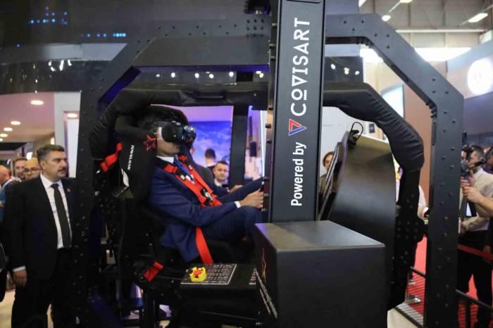 Baykar Yönetim Kurulu Başkanı Bayraktar: ”ülkemizin Milli Savunma Sanayiinin Geliştirdiği Eserleri Bir Arada Görmek Bizler İçin Gurur Verici”