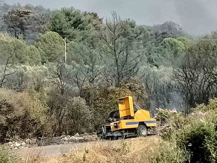 Kınık’ta Yangının Sebebi Balya Makinesi İddiası