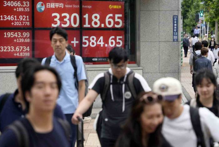 Japonya’nın Yerli Nüfusu Azaldı, Yabancı Sayısı Arttı