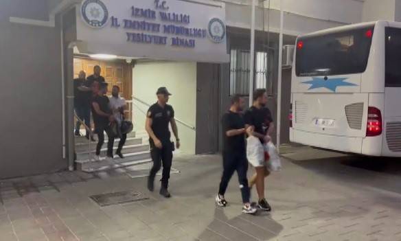 Vize Sahtekarları, Depremzedeleri Ve Erasmus Öğrencilerini De Dolandırmış