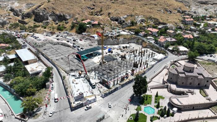 Sille’dekapalı Otopark, Karma Yapılar Ve Meydan Düzenlemesi Projesinin Temeli Atıldı