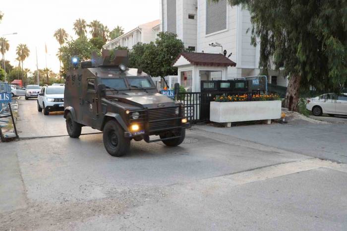 Mersin’de "tefecilere" Operasyon: 4 Gözaltı