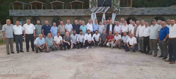 İlçe Müftüsü Bostancı’ya Veda Yemeği Düzenlendi