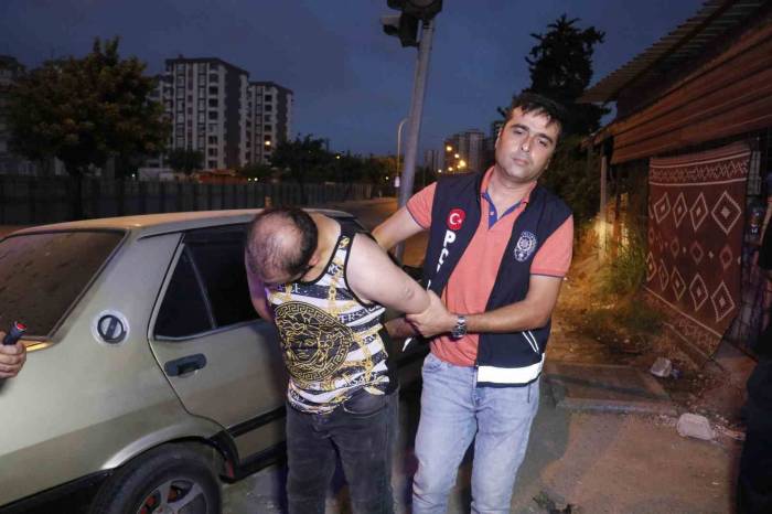 Çalıntı Otomobil İle Kaçarken Yakalandı, “düz Kontağı Ben Yapmadım” Dedi