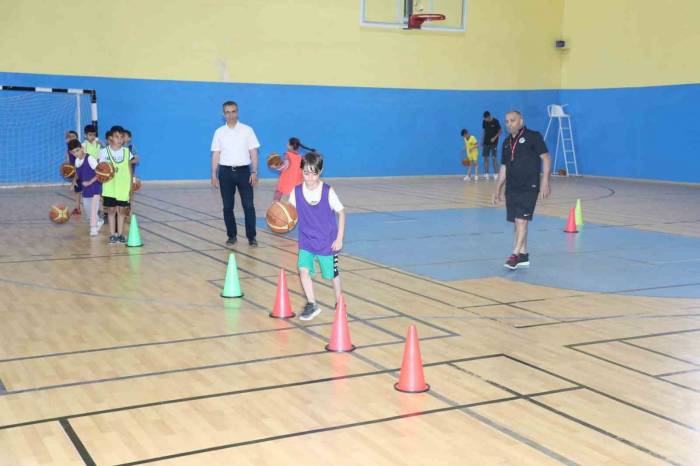 Gsb Okul Sporları Kurslarına Yoğun İlgi