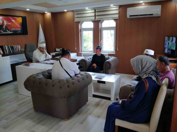 Alman Saskia Müslüman Oldu