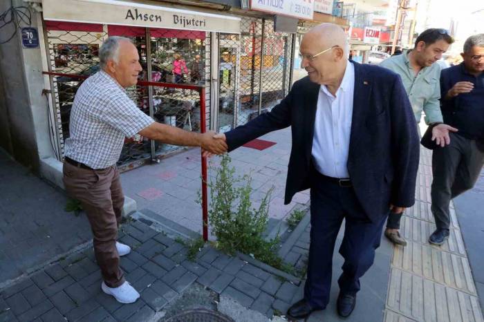 Yenimahalle Belediye Başkanı Yaşar İnşaatı Devam Eden Pazar Yerini İnceledi