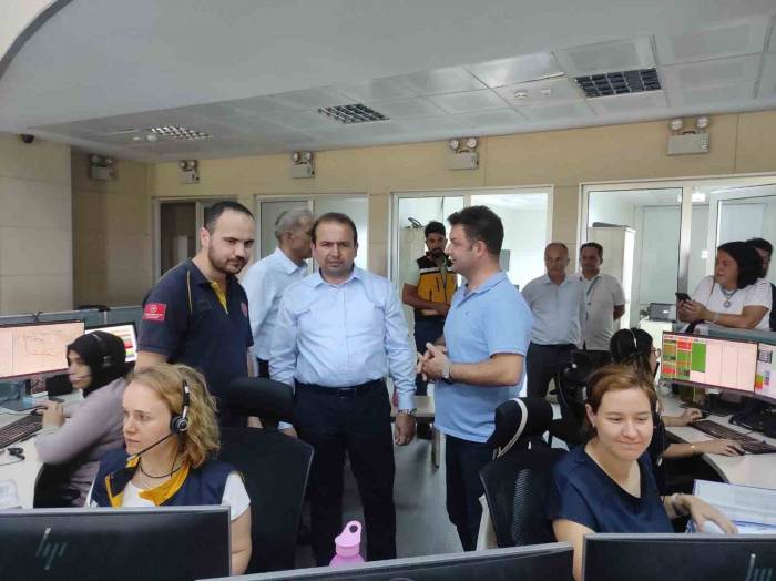 Aydın 112 Acil Çağrı Merkezi Günde Bin Çağrıya Cevap Veriyor