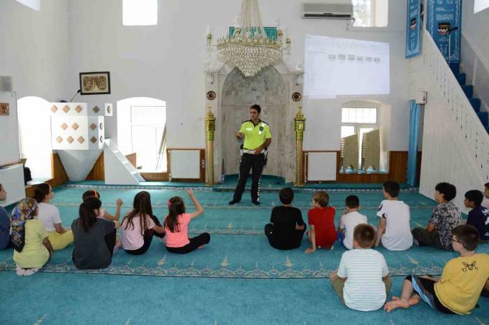 Kur’an Kursuna Gelen 194 Çocuğa “trafik Güvenliği Eylem Planı” Eğitimi Verildi