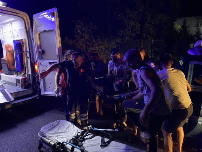 Kontrolden Çıkan Otomobil Ters Döndü: 1 Yaralı