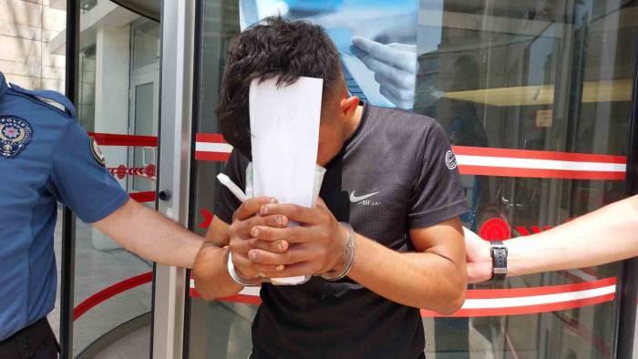 Kamyonetten 560 Kilo Demir Çalan Genç Tutuklandı