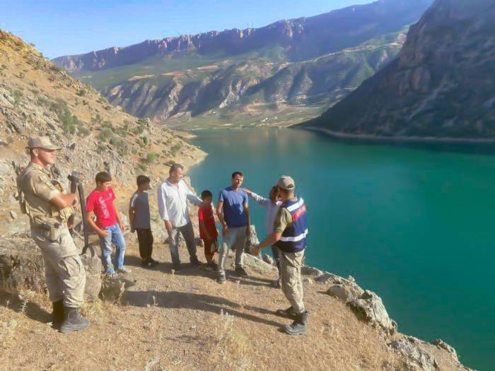 Siirt’te Jandarma Ekipleri Boğulma Vakalarına Karşı Uyardı