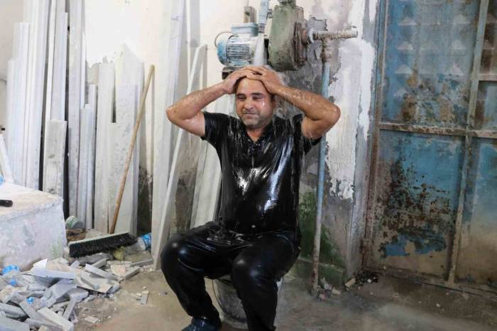 Amasya’da Sanayi Esnafından Kavurucu Sıcağa İlginç Çözüm