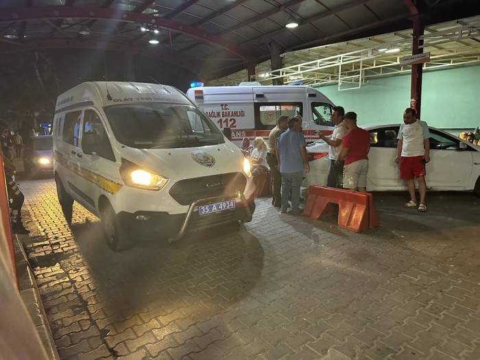 Arabadan Ateş Açıldı, Vurulunca Motosikletten Düştü