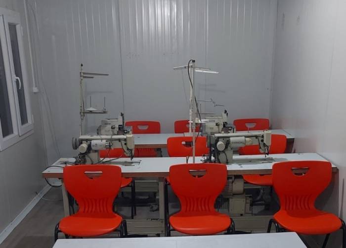 Depremzede Kadınlar İçin Dikiş Atölyesi Kuruldu