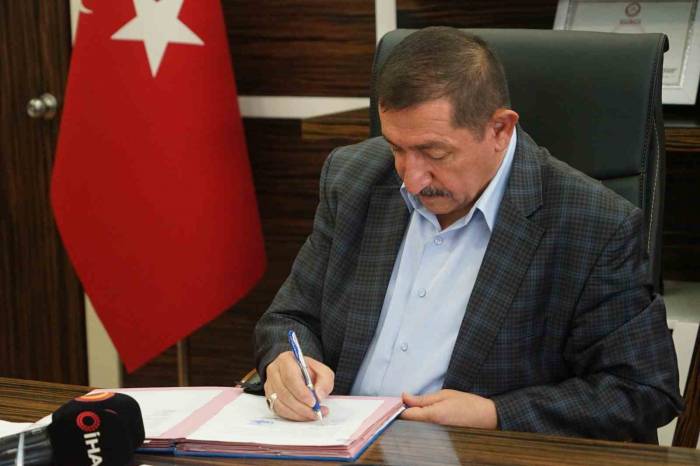 Kastamonu Belediyesi’nde Toplu Sözleşme İmzalandı: En Düşük Maaş 18 Bin 300 Lira Oldu