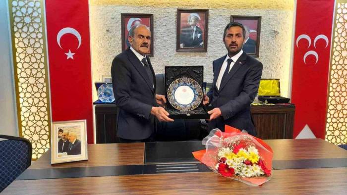 Mhp Bayburt İl Başkanı Yeniden Kasap Oldu