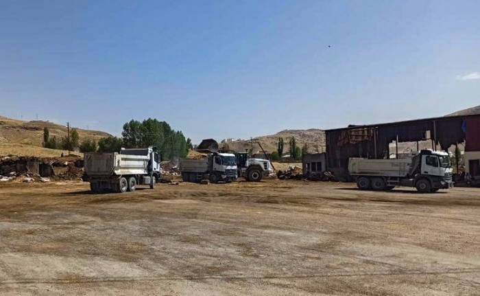 Samancılar Sitesindeki Yangın Sonrası Temizlik Çalışmaları Tamamlandı