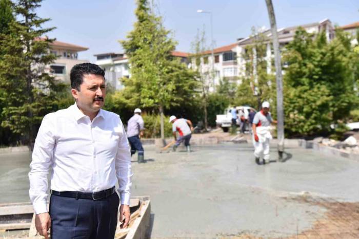 Altıeylül Belediyesi Projelere Devam Ediyor